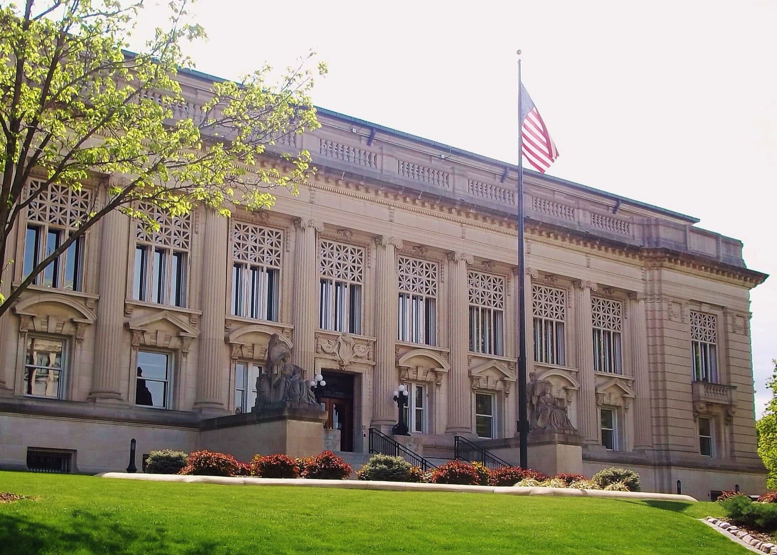 The Illinois Supreme Court Building in Springfield